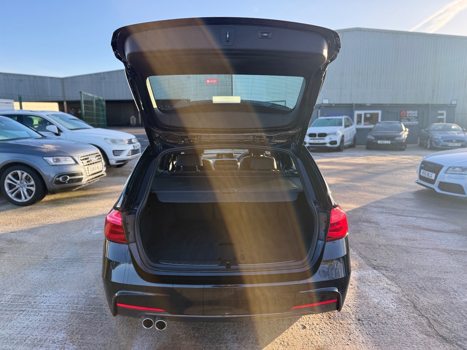 Used BMW 3 Series 2016 for sale - 77161263: Photo 32