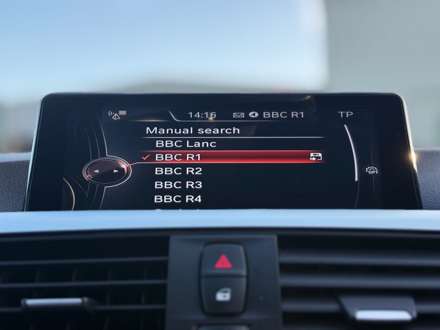 Used BMW 3 Series 2016 for sale - 77161263: Photo 40