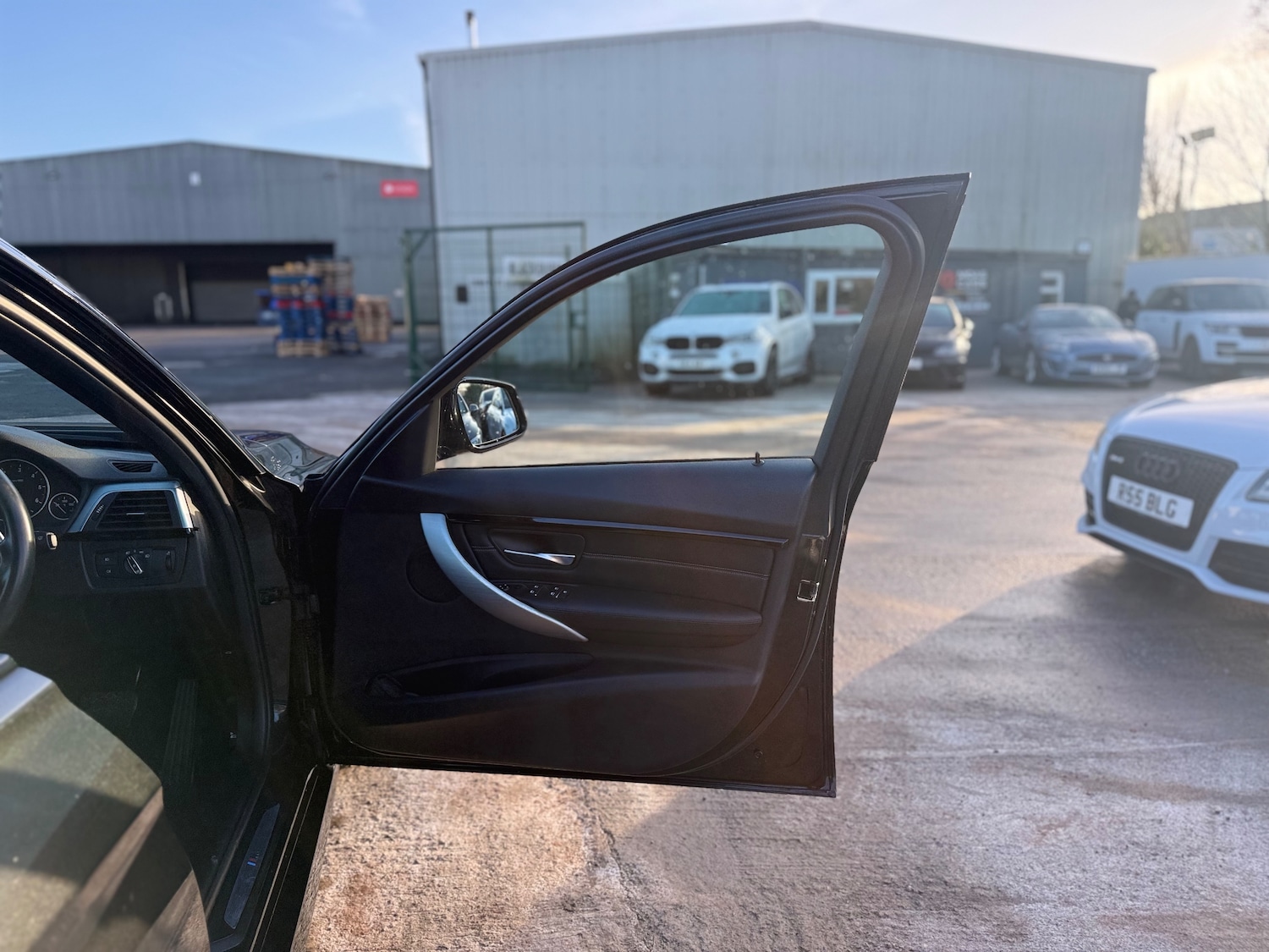 Used BMW 3 Series 2016 for sale - 77161263: Photo 52