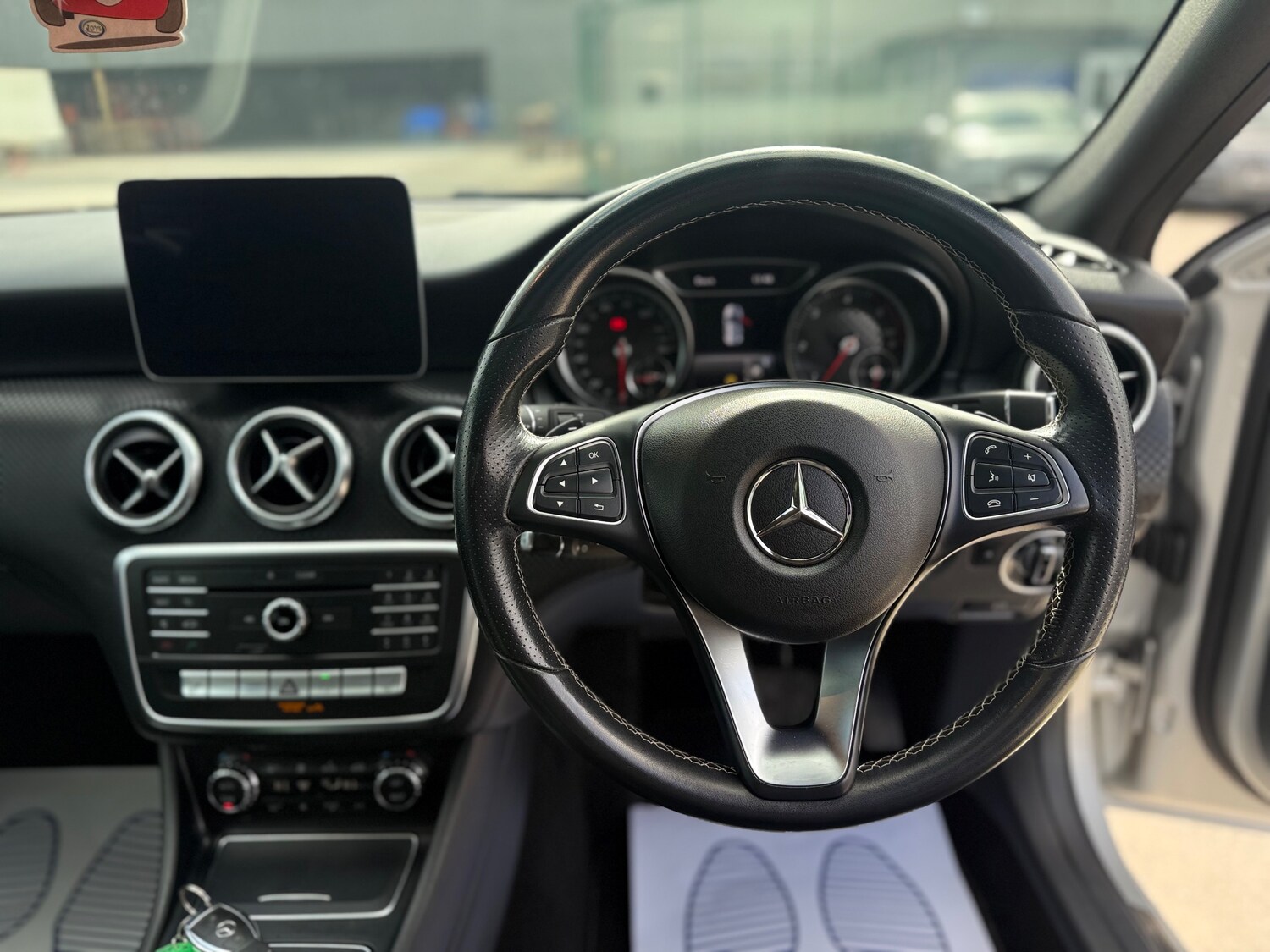 Used Mercedes-Benz A-Class 2018 for sale - 78043286: Photo 37