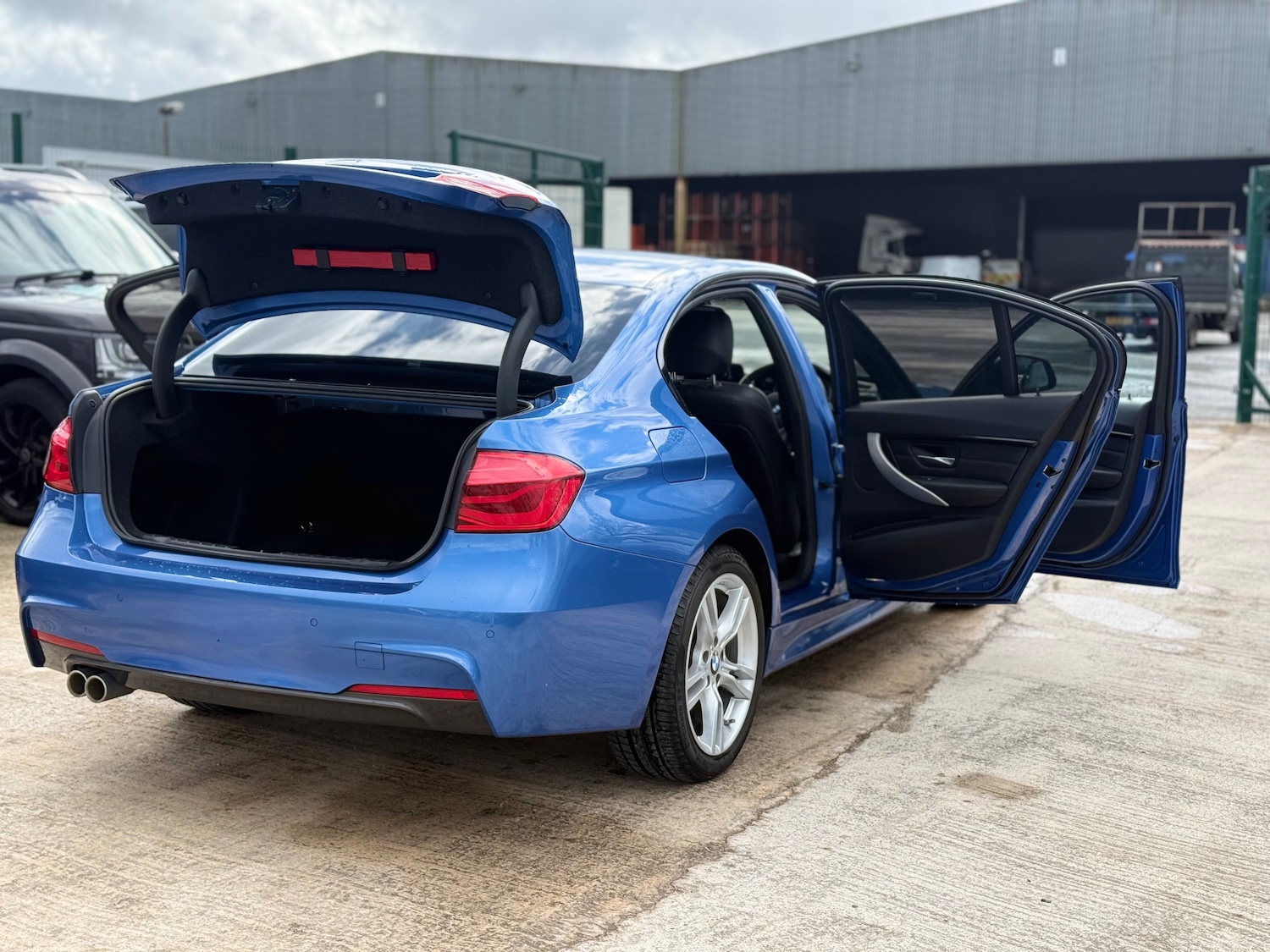 Used BMW 3 Series 2017 for sale - 78210522: Photo 16