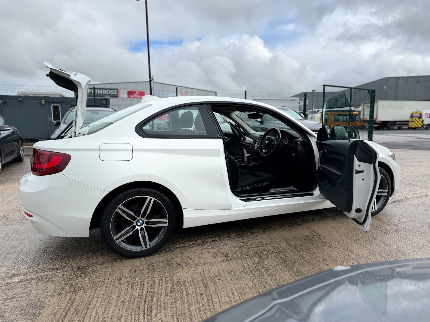 Used BMW 2 Series 2016 for sale - 76320030: Photo 17