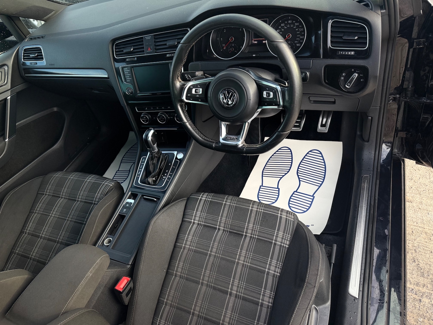 Used Volkswagen Golf 2017 for sale - 76445594: Photo 18