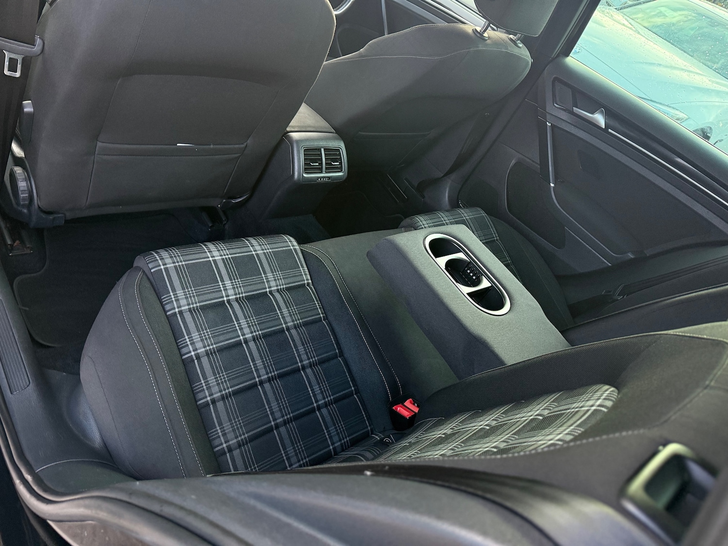 Used Volkswagen Golf 2017 for sale - 76445594: Photo 28