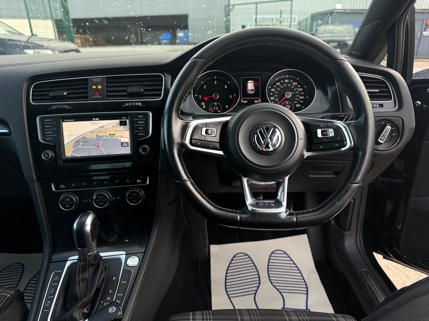 Used Volkswagen Golf 2017 for sale - 76445594: Photo 33