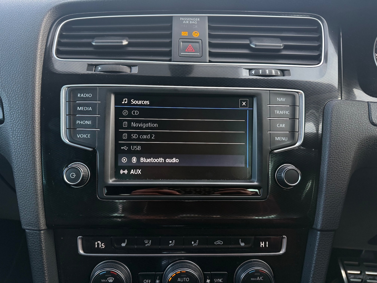 Used Volkswagen Golf 2017 for sale - 76445594: Photo 40