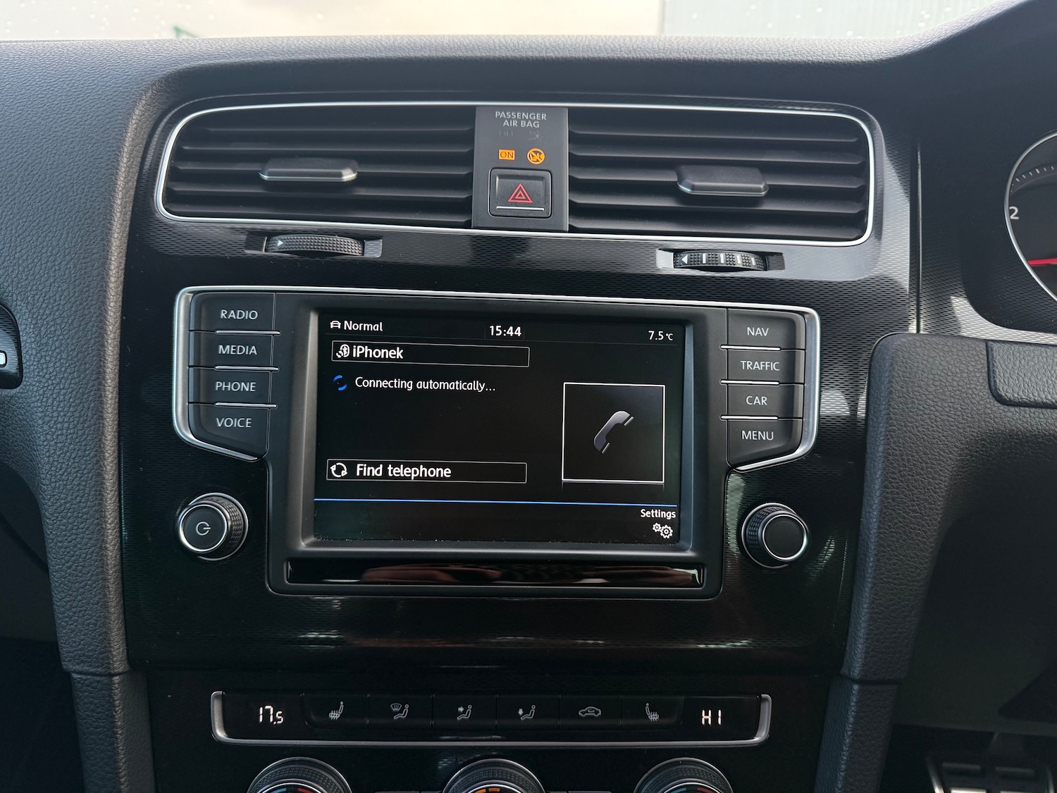 Used Volkswagen Golf 2017 for sale - 76445594: Photo 42