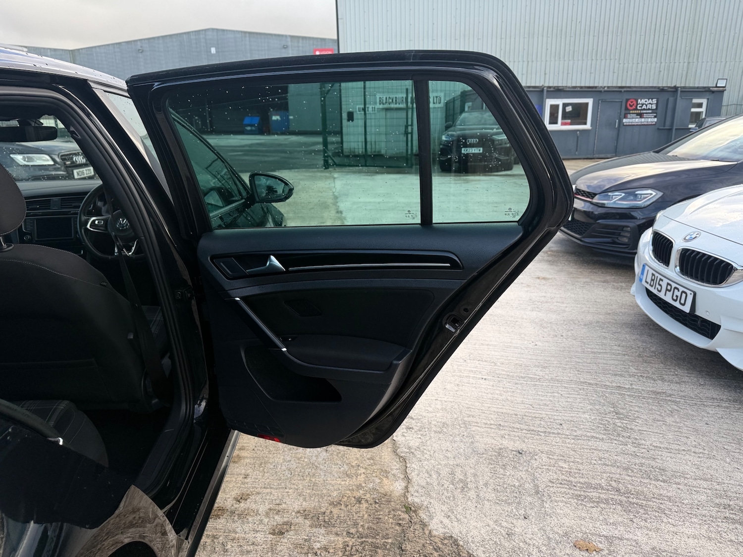 Used Volkswagen Golf 2017 for sale - 76445594: Photo 54