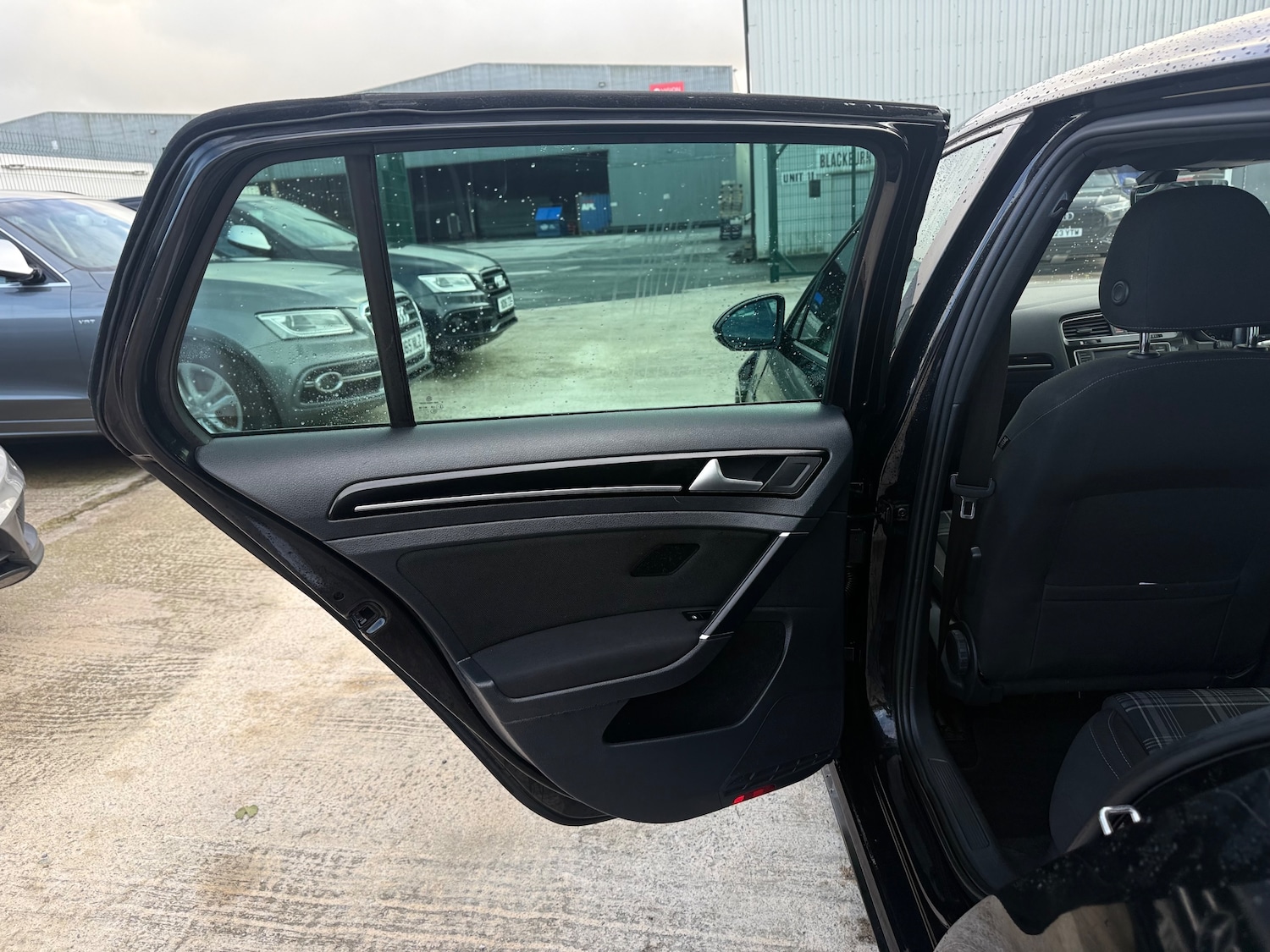 Used Volkswagen Golf 2017 for sale - 76445594: Photo 56