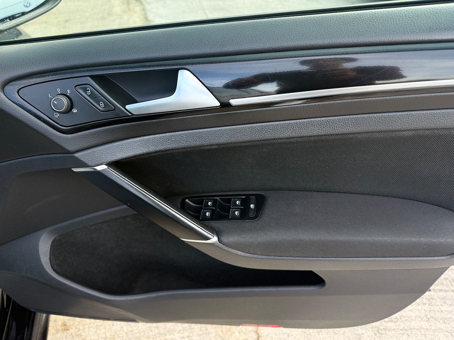 Used Volkswagen Golf 2017 for sale - 76445594: Photo 57