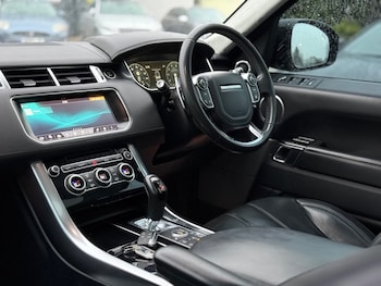 Used Land Rover Range Rover Sport 2017 for sale - 77211696: Photo