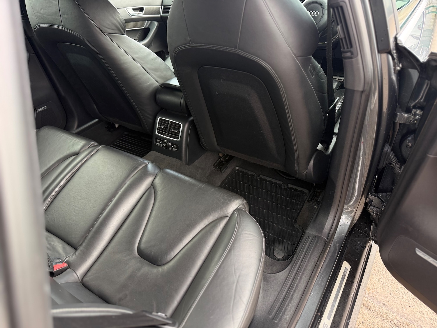 Used Audi RS6 2009 for sale - 78062095: Photo 26