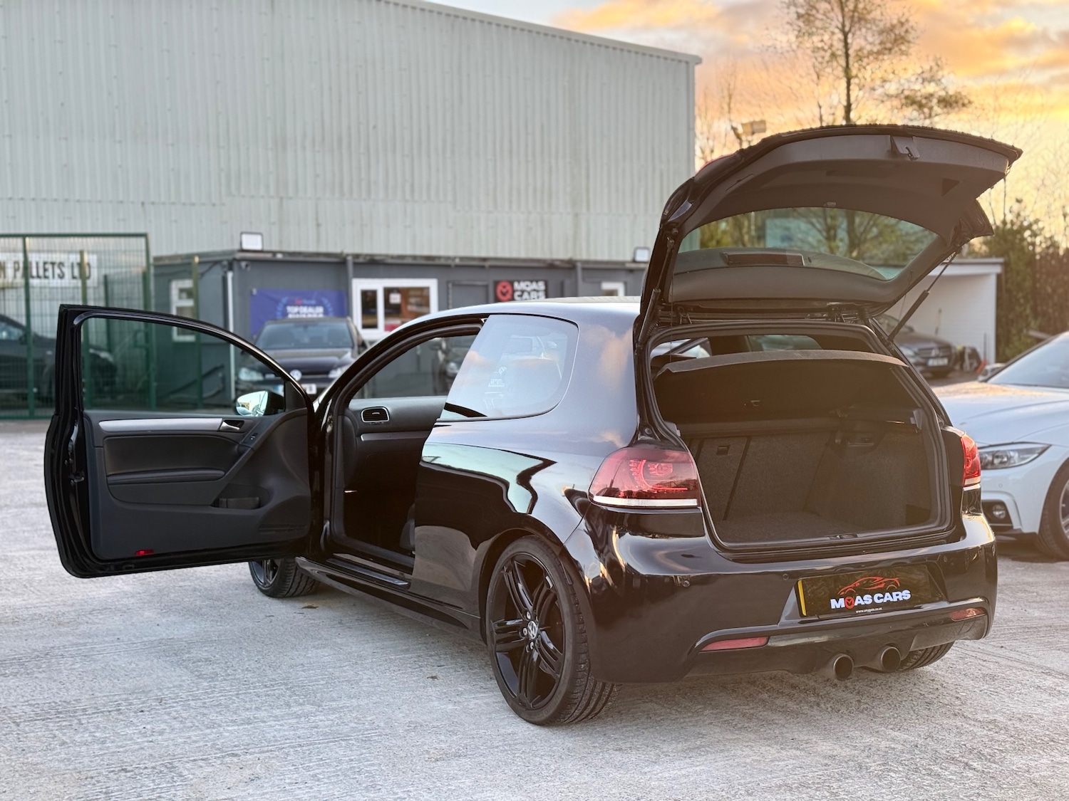 Used Volkswagen Golf 2012 for sale - 76641643: Photo 15