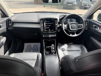 Used Volvo XC40 2019 for sale - 79531207: Photo