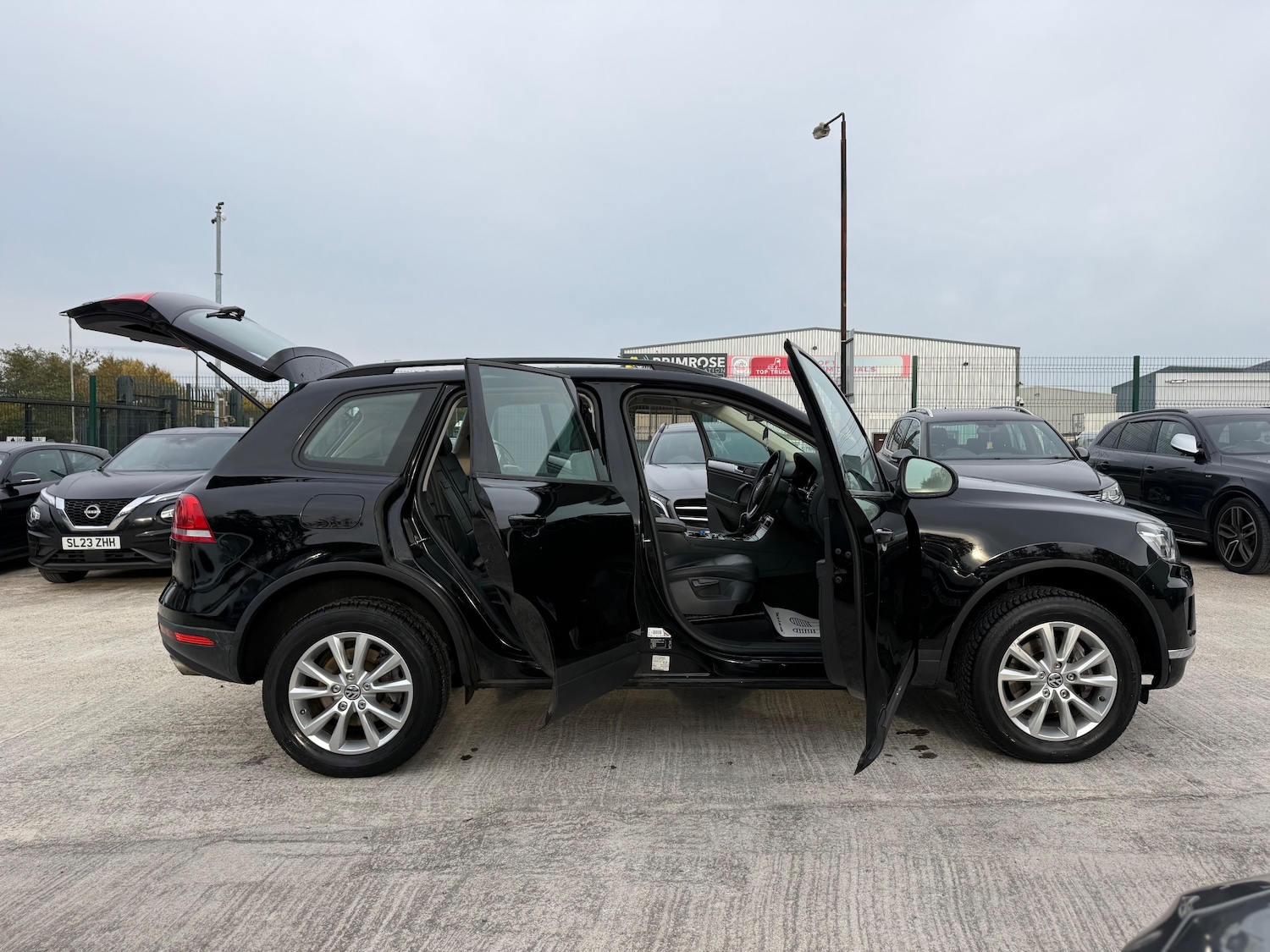 Used Volkswagen Touareg 2015 for sale - 76305278: Photo 17