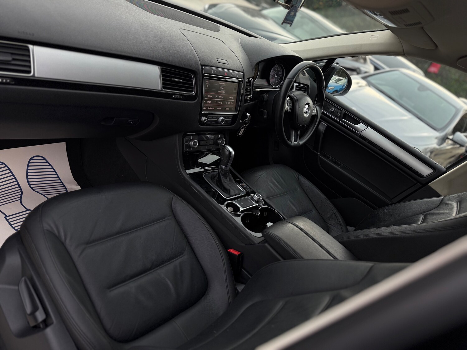 Used Volkswagen Touareg 2015 for sale - 76305278: Photo 22