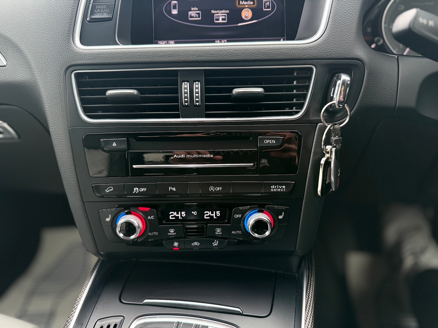 Used Audi SQ5 2015 for sale - 76313819: Photo 46