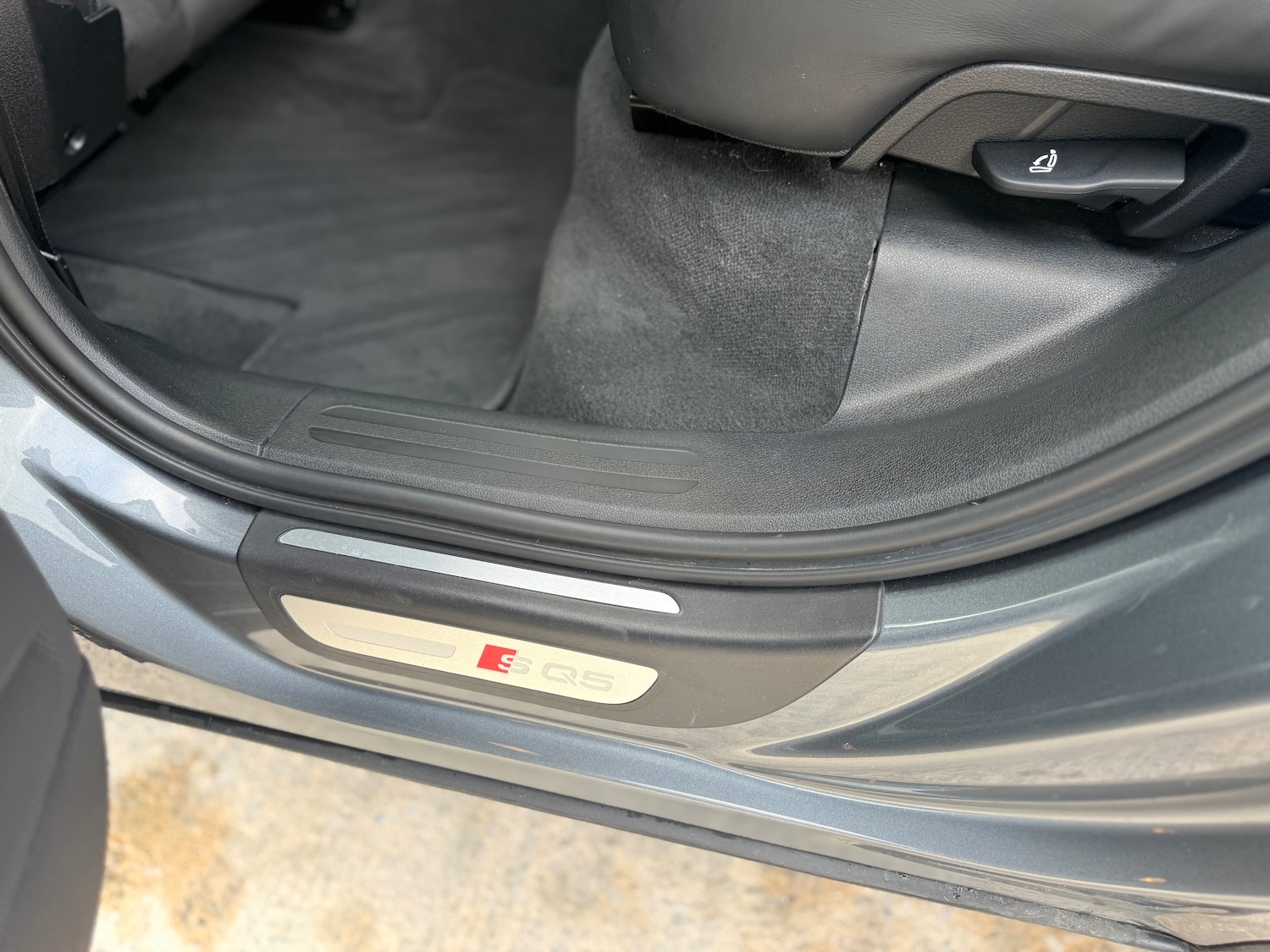 Used Audi SQ5 2015 for sale - 76313819: Photo 70