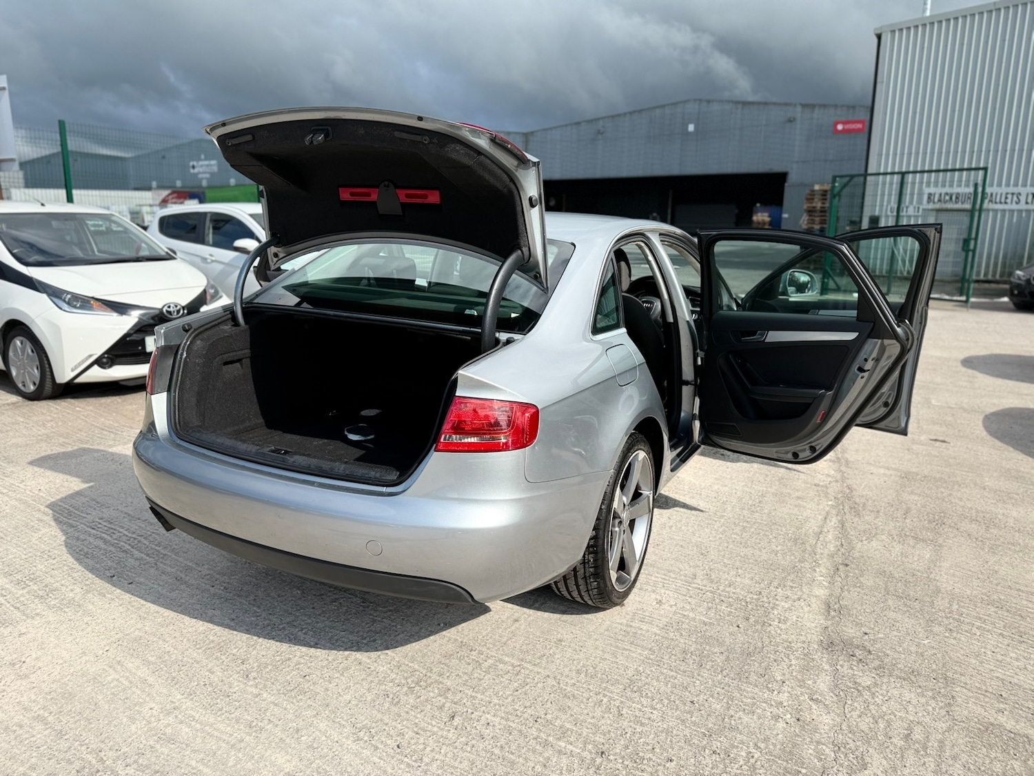 Used Audi A4 2008 for sale - 76854969: Photo 16