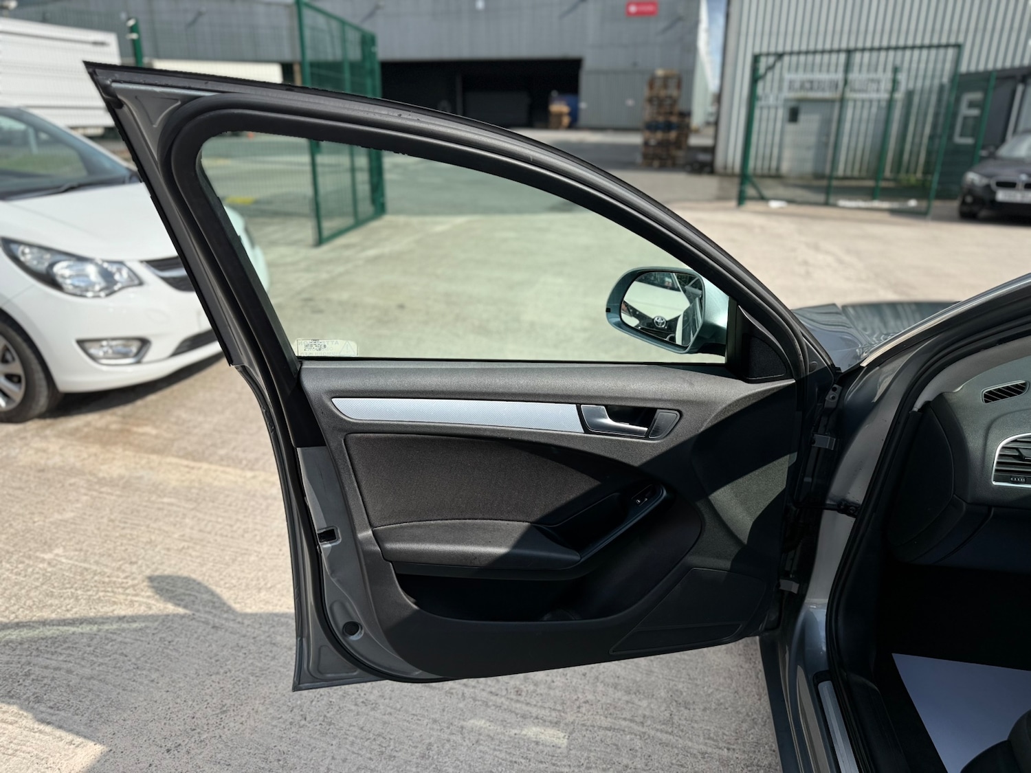 Used Audi A4 2008 for sale - 76854969: Photo 47