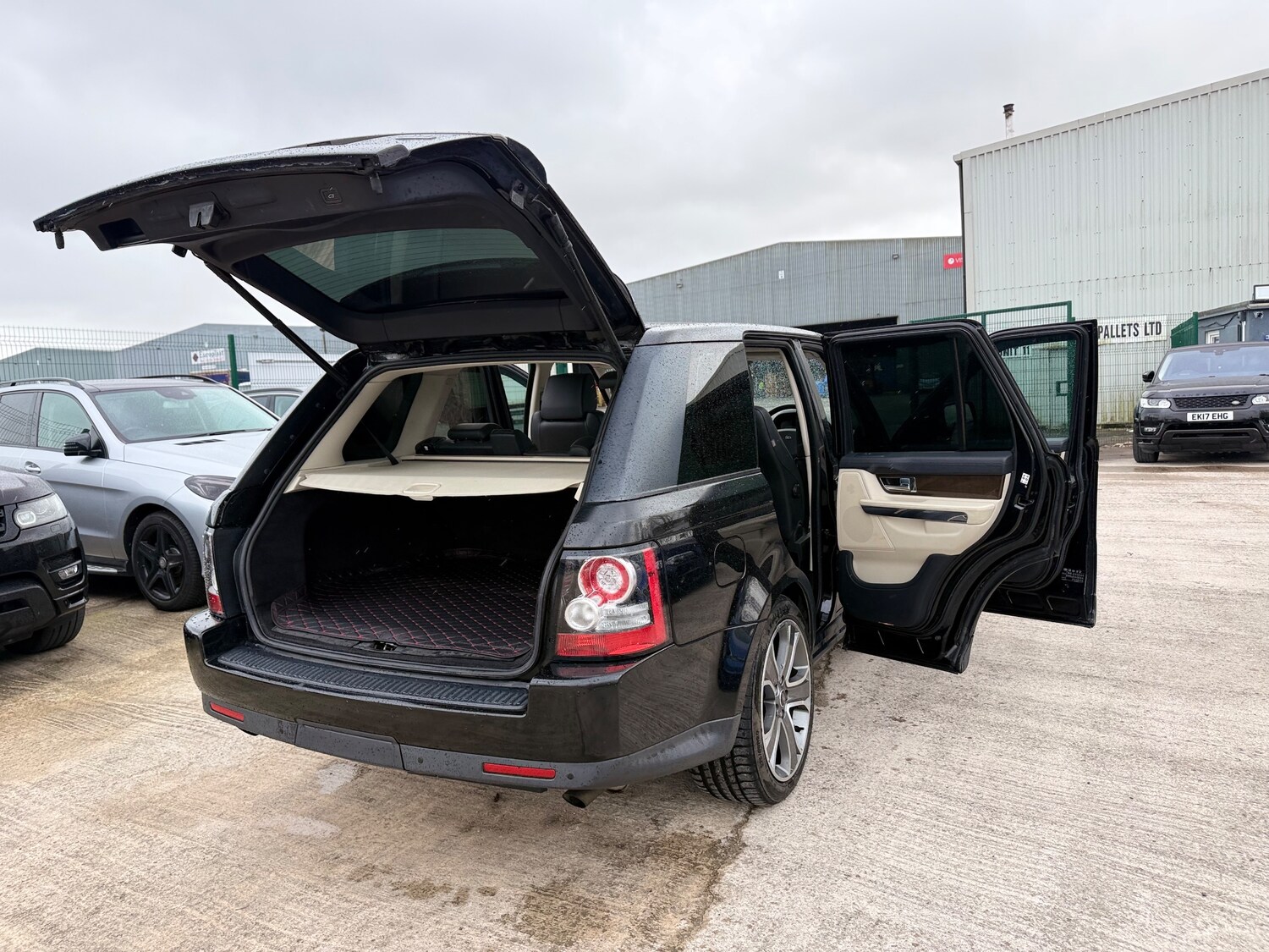 Used Land Rover Range Rover Sport 2013 for sale - 77878664: Photo 16