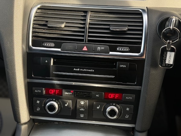 Used Audi Q7 2012 for sale - 75700746: Photo 52