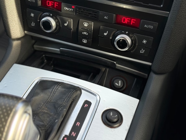 Used Audi Q7 2012 for sale - 75700746: Photo 53