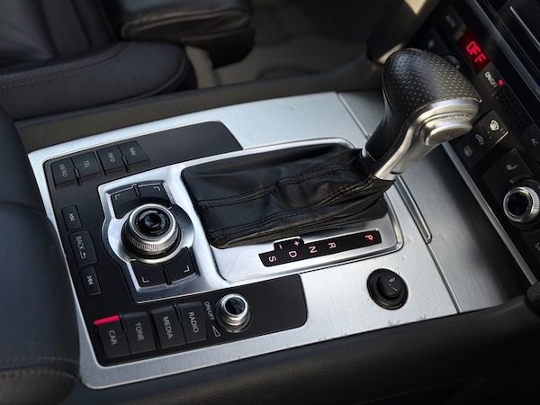 Used Audi Q7 2012 for sale - 75700746: Photo 54