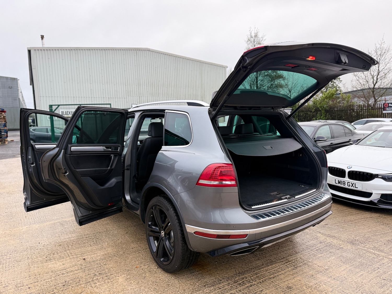 Used Volkswagen Touareg 2016 for sale - 76565591: Photo 14