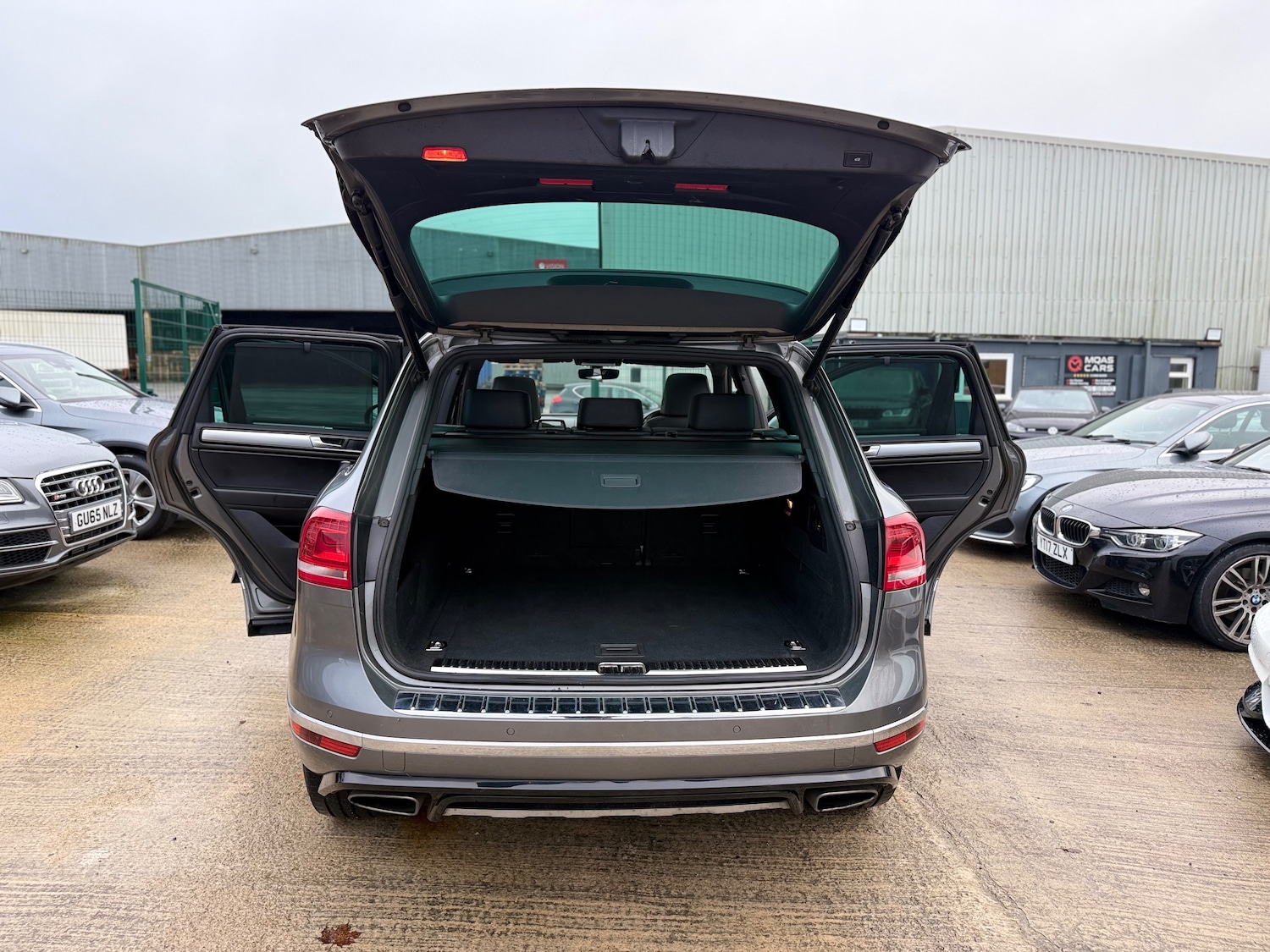 Used Volkswagen Touareg 2016 for sale - 76565591: Photo 15