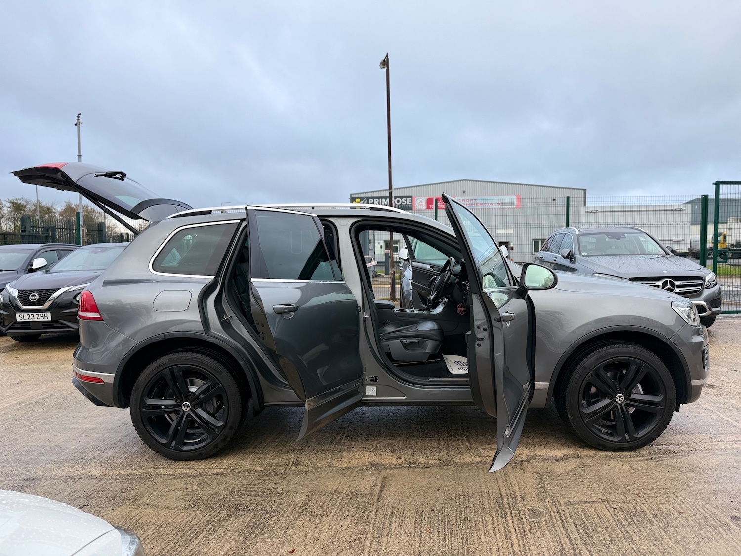 Used Volkswagen Touareg 2016 for sale - 76565591: Photo 17