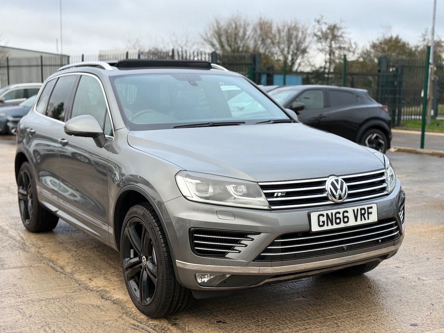 Used Volkswagen Touareg 2016 for sale - 76565591: Photo 18
