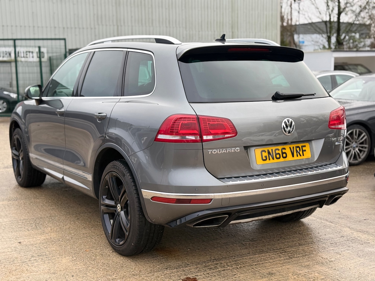 Used Volkswagen Touareg 2016 for sale - 76565591: Photo 3