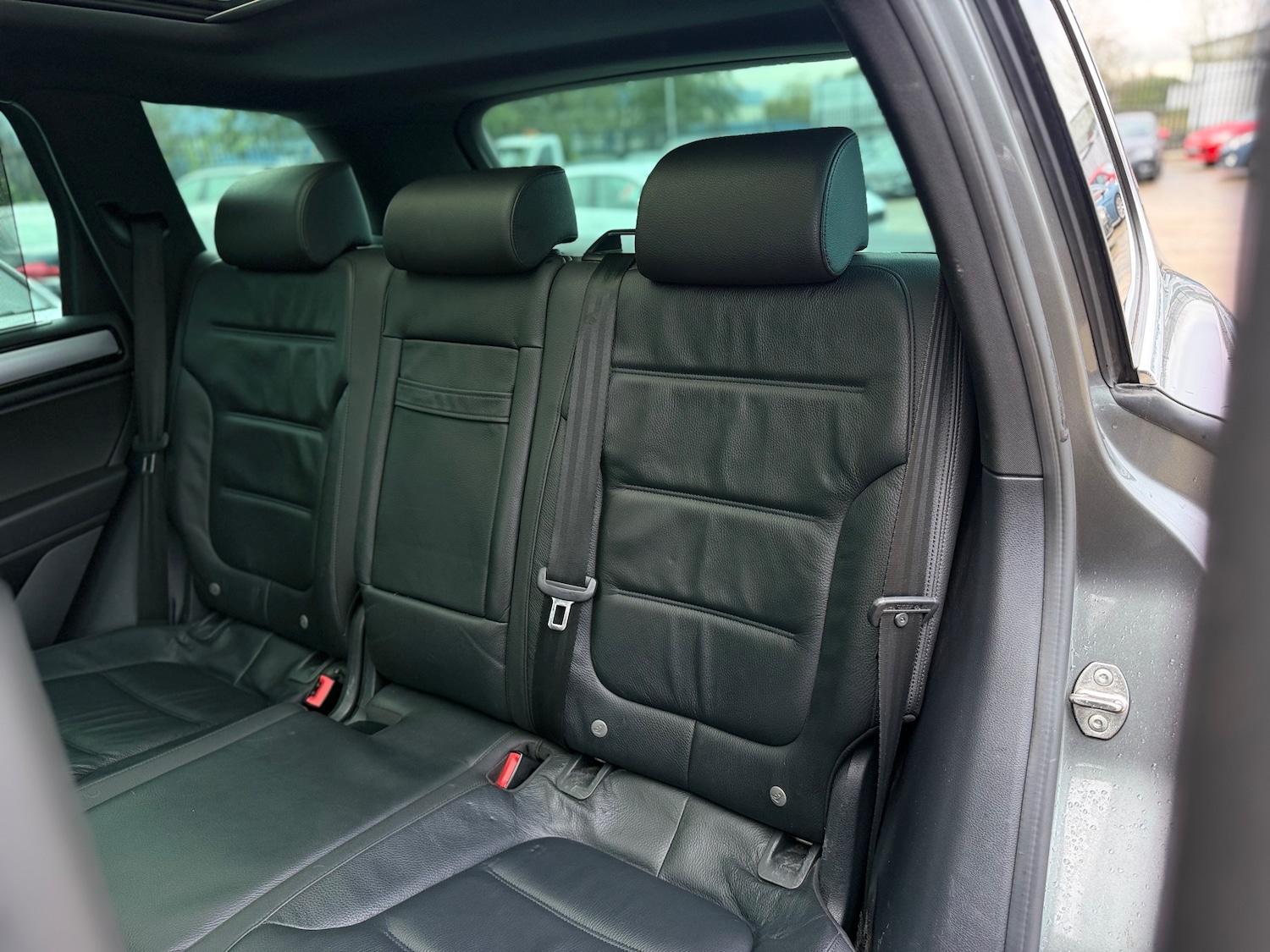 Used Volkswagen Touareg 2016 for sale - 76565591: Photo 38