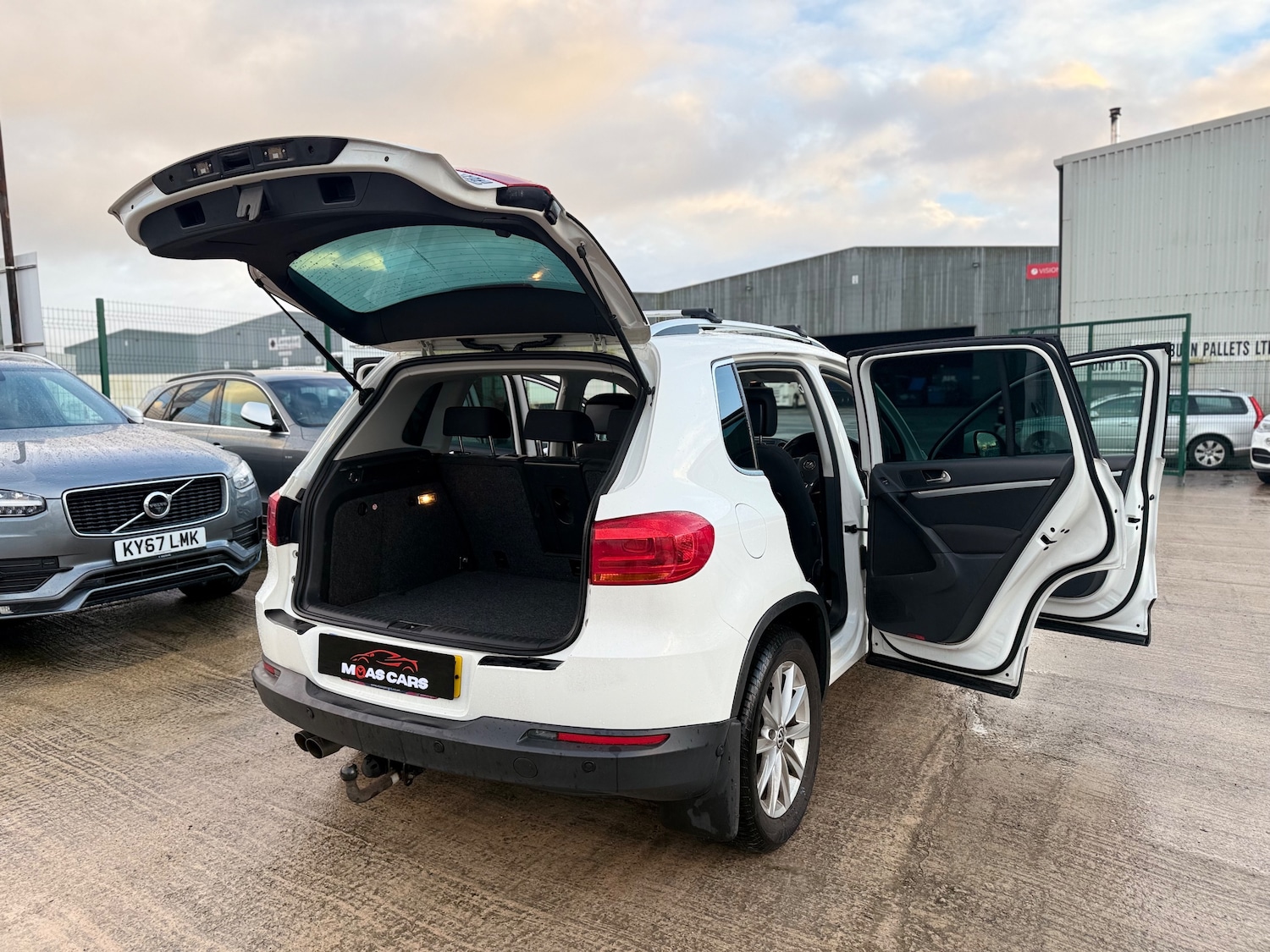 Used Volkswagen Tiguan 2012 for sale - 77171387: Photo 16