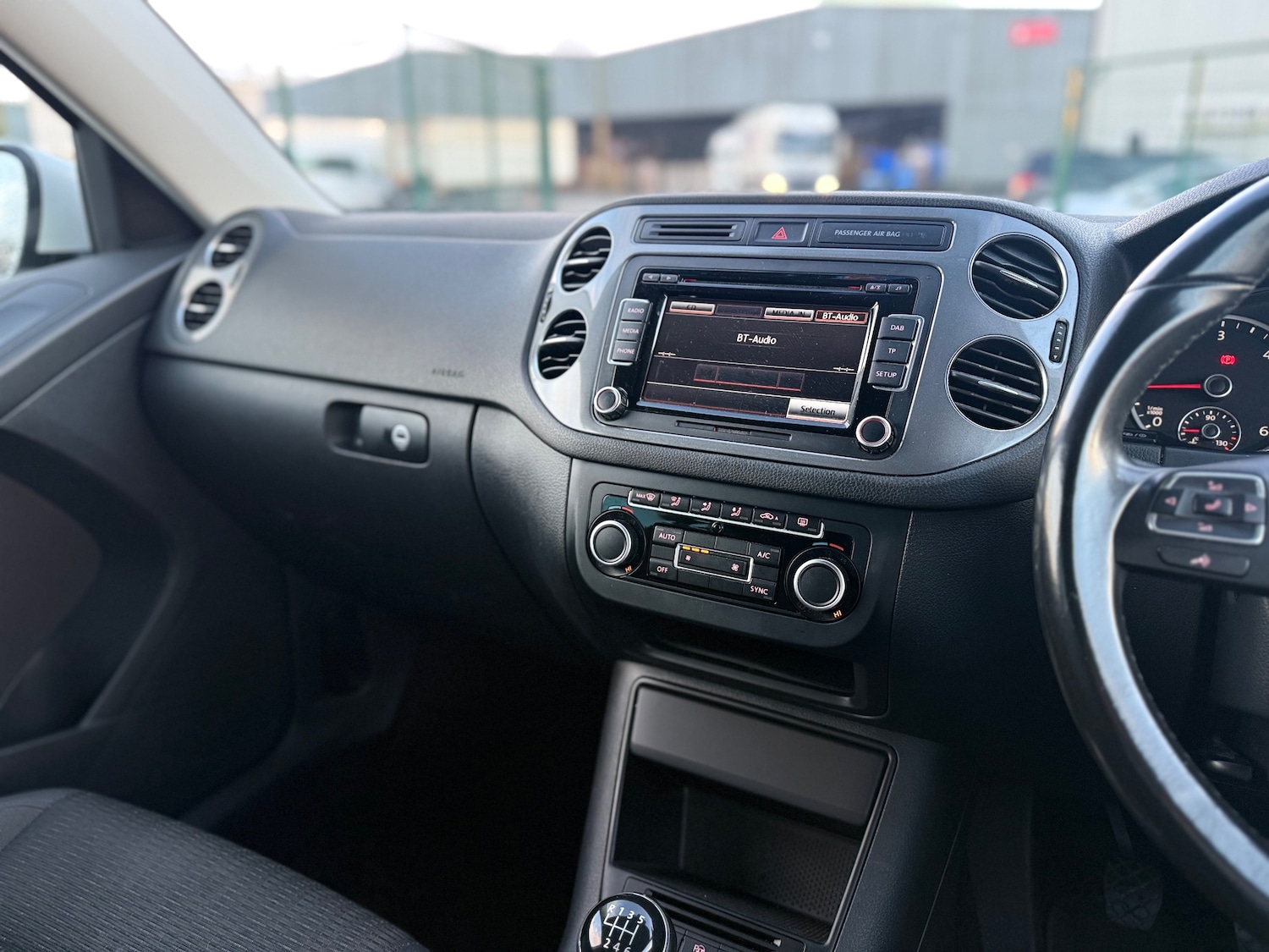 Used Volkswagen Tiguan 2012 for sale - 77171387: Photo 34