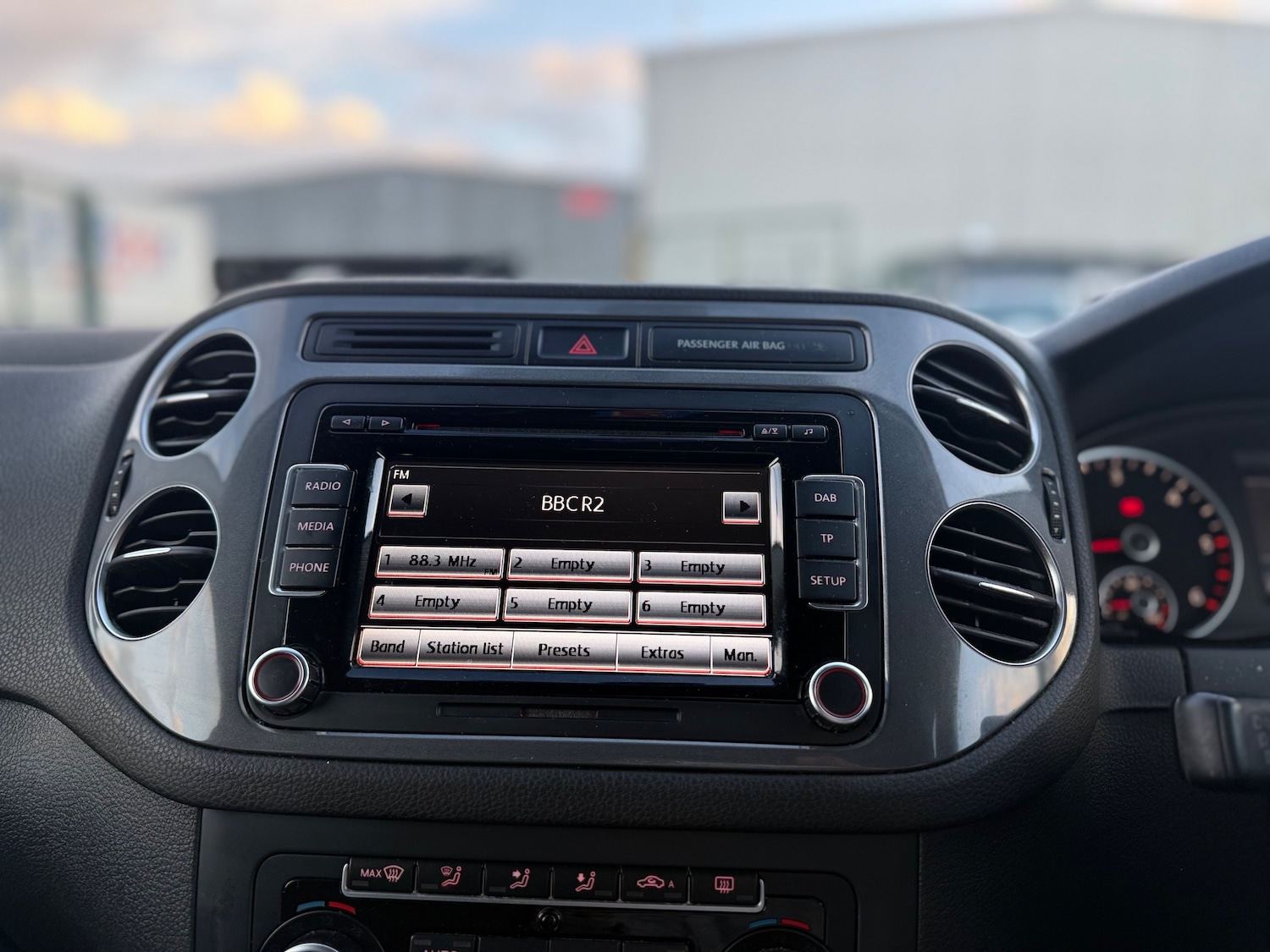 Used Volkswagen Tiguan 2012 for sale - 77171387: Photo 35