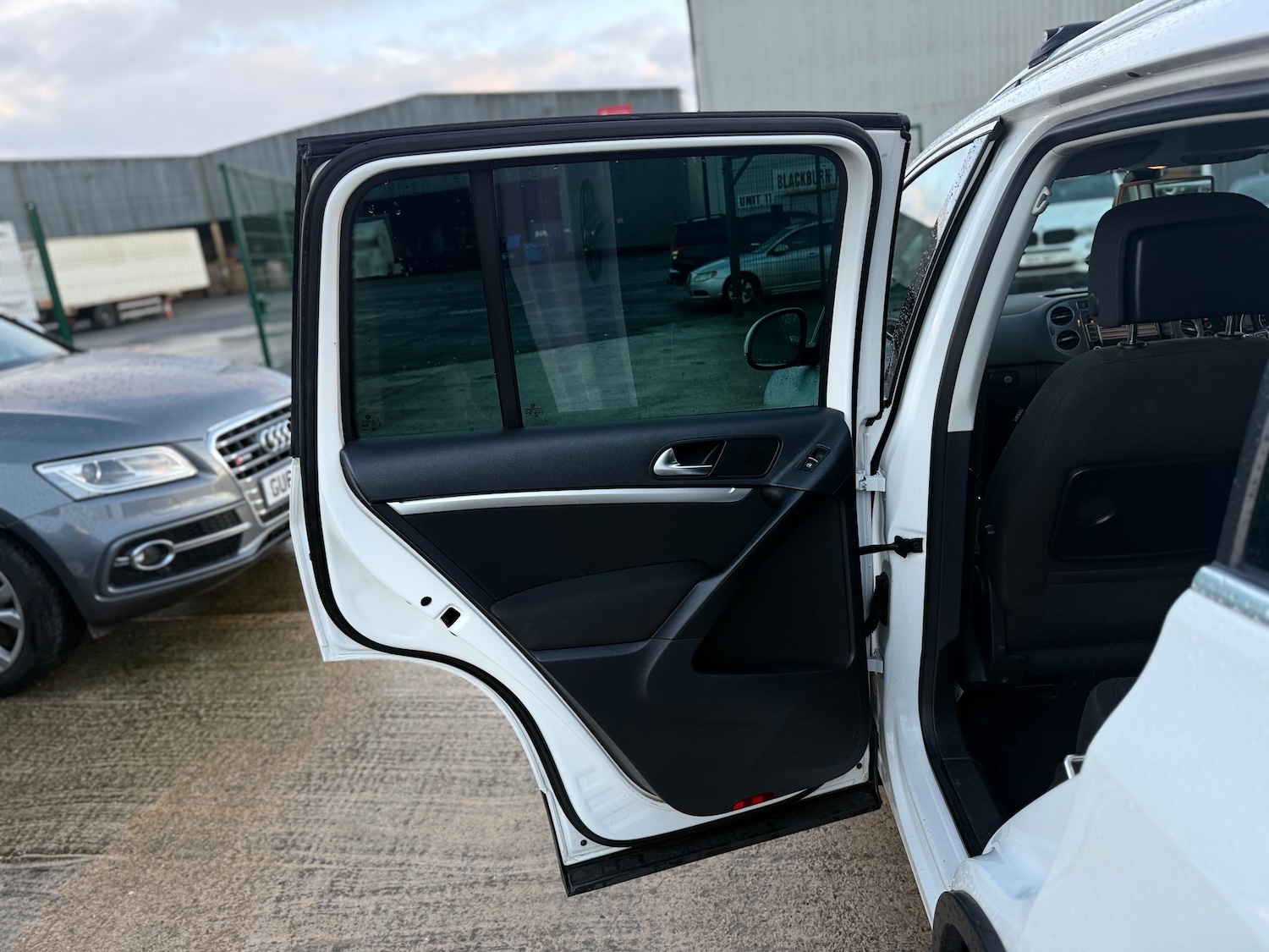 Used Volkswagen Tiguan 2012 for sale - 77171387: Photo 50