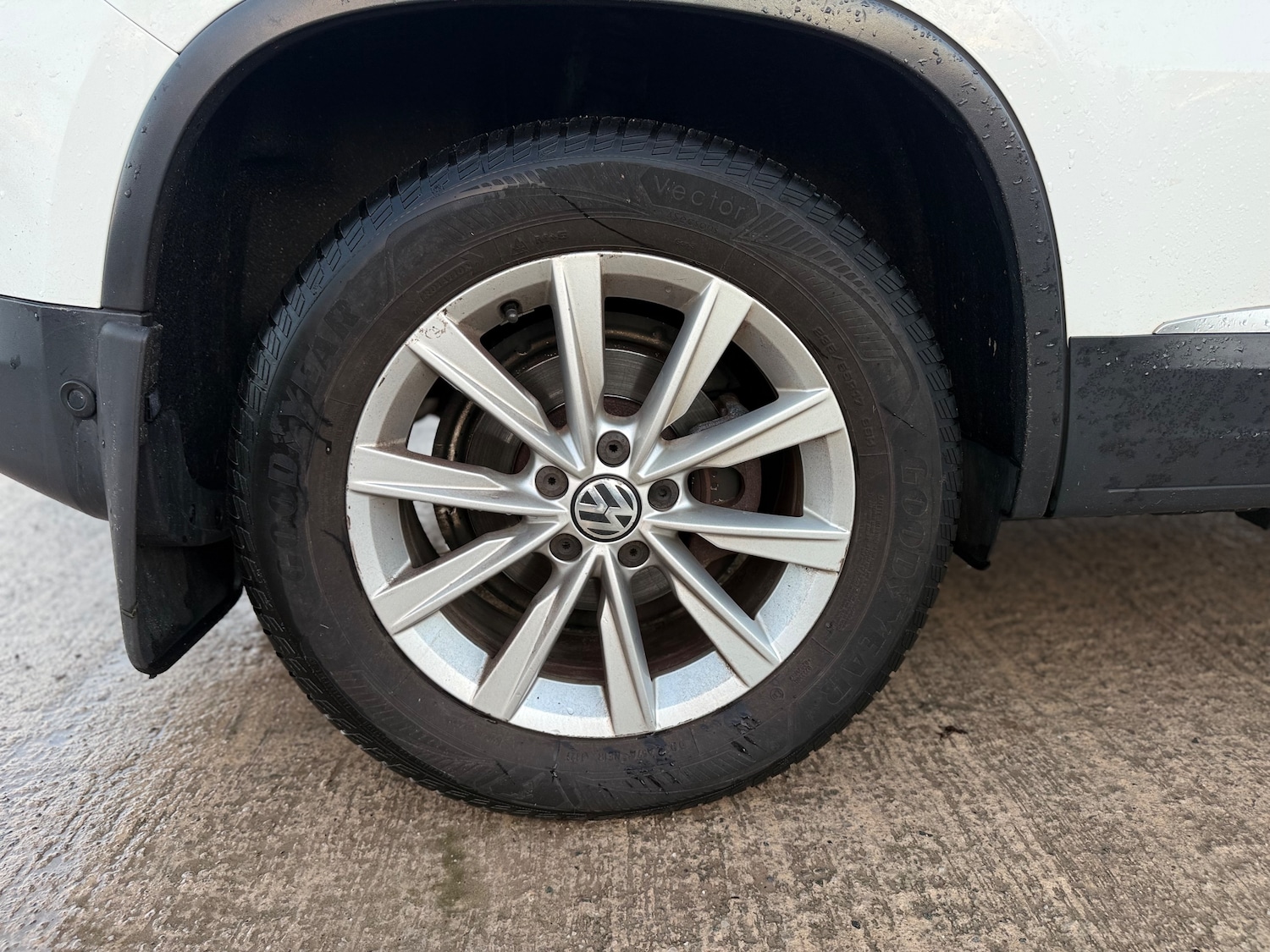 Used Volkswagen Tiguan 2012 for sale - 77171387: Photo 57