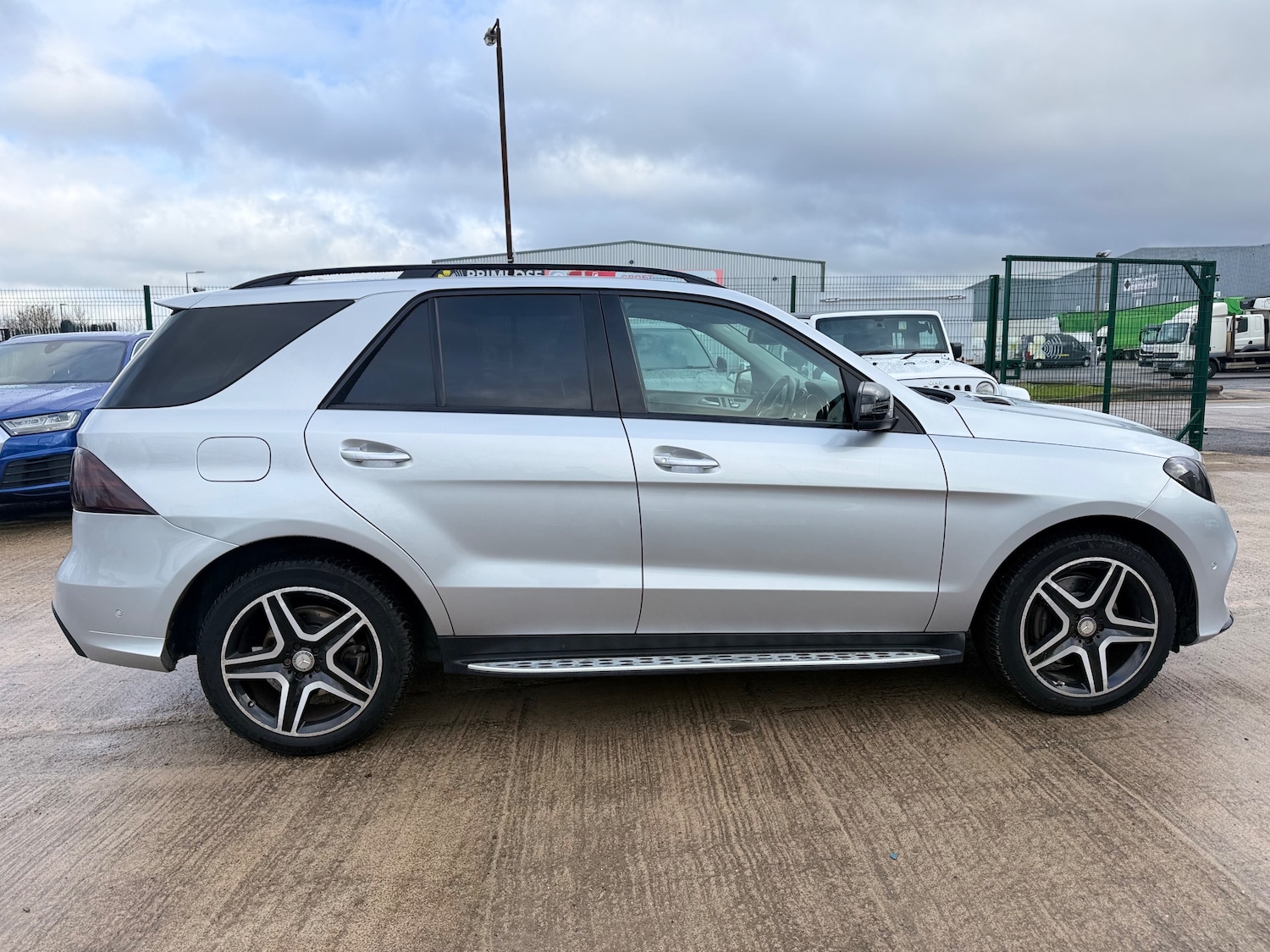 Used Mercedes-Benz GLE 2017 for sale - 77392285: Photo 12