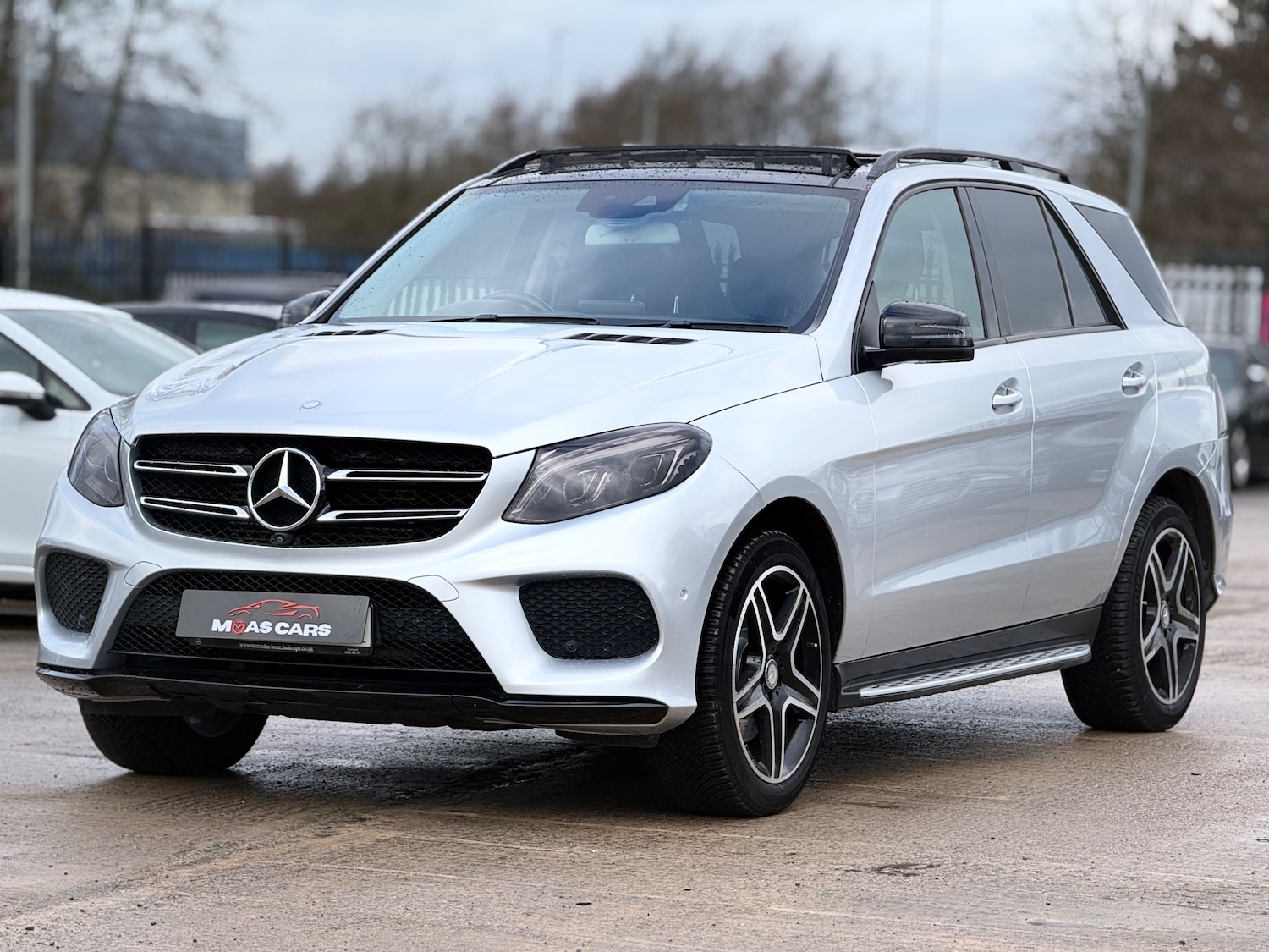 Used Mercedes-Benz GLE 2017 for sale - 77392285: Photo 2