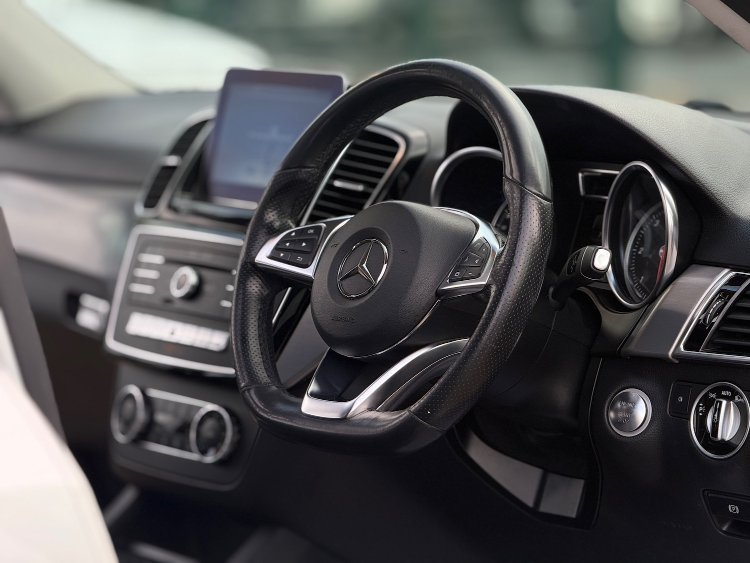 Used Mercedes-Benz GLE 2017 for sale - 77392285: Photo 5