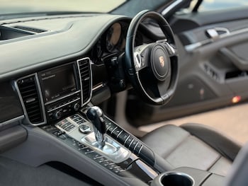 Used Porsche Panamera 2010 for sale - 76985696: Photo