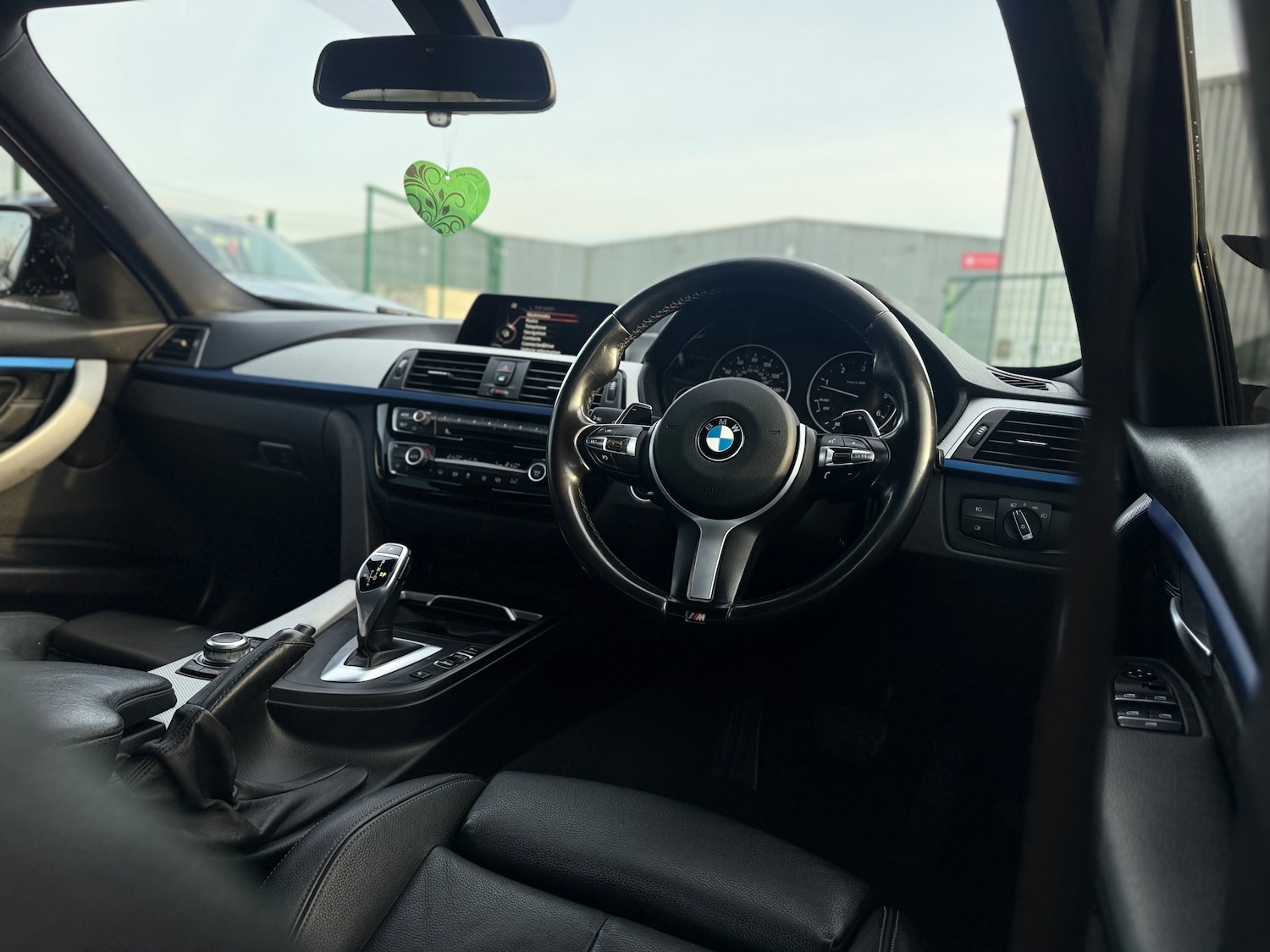 Used BMW 3 Series for sale - 77951702: Photo 28