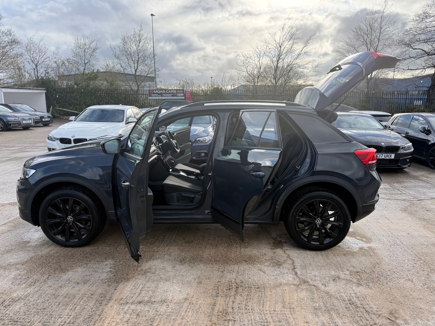 Used Volkswagen T-Roc for sale - 78213362: Photo 13