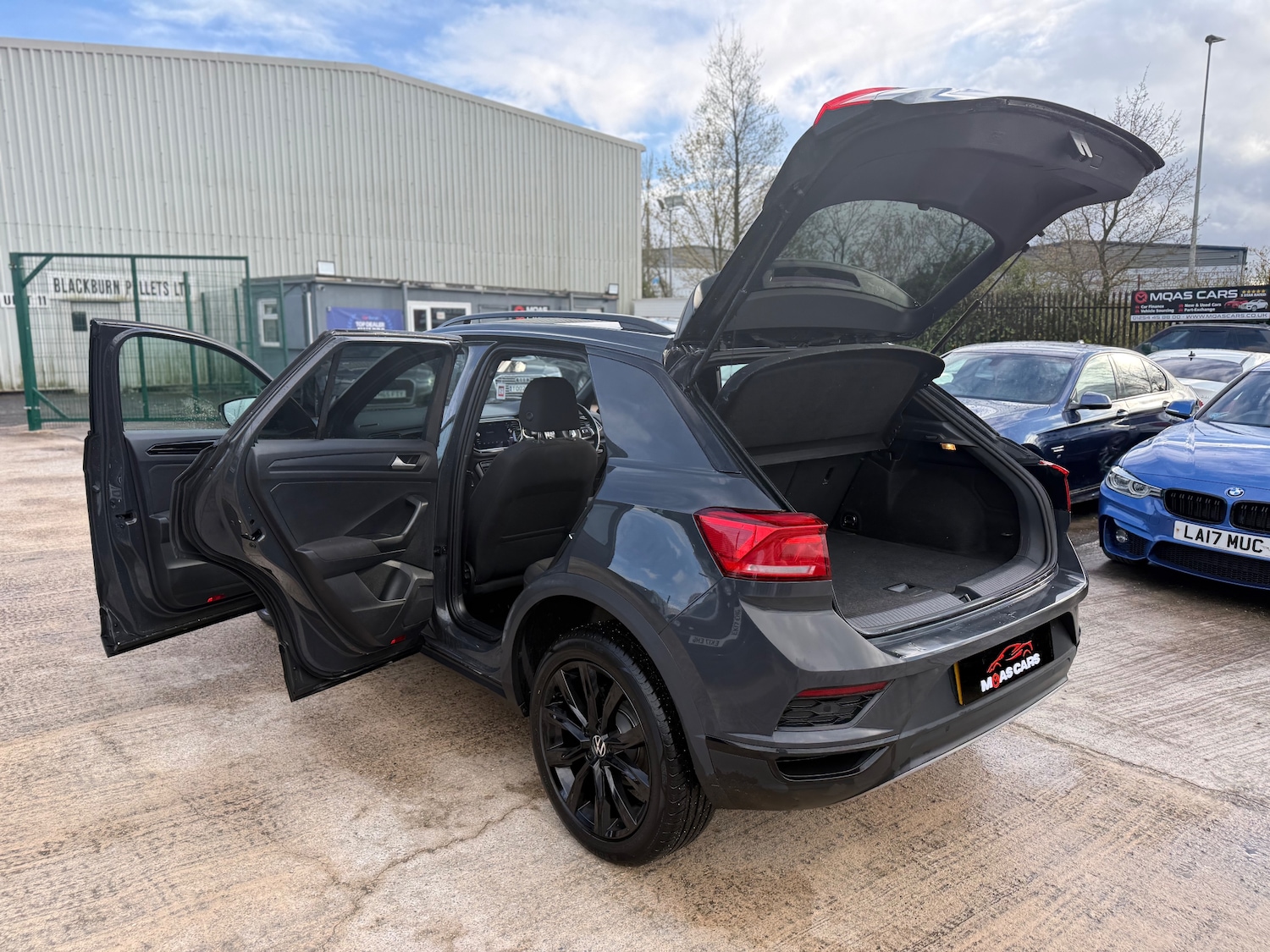 Used Volkswagen T-Roc for sale - 78213362: Photo 14