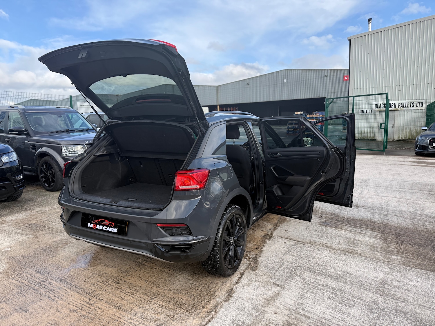 Used Volkswagen T-Roc for sale - 78213362: Photo 16