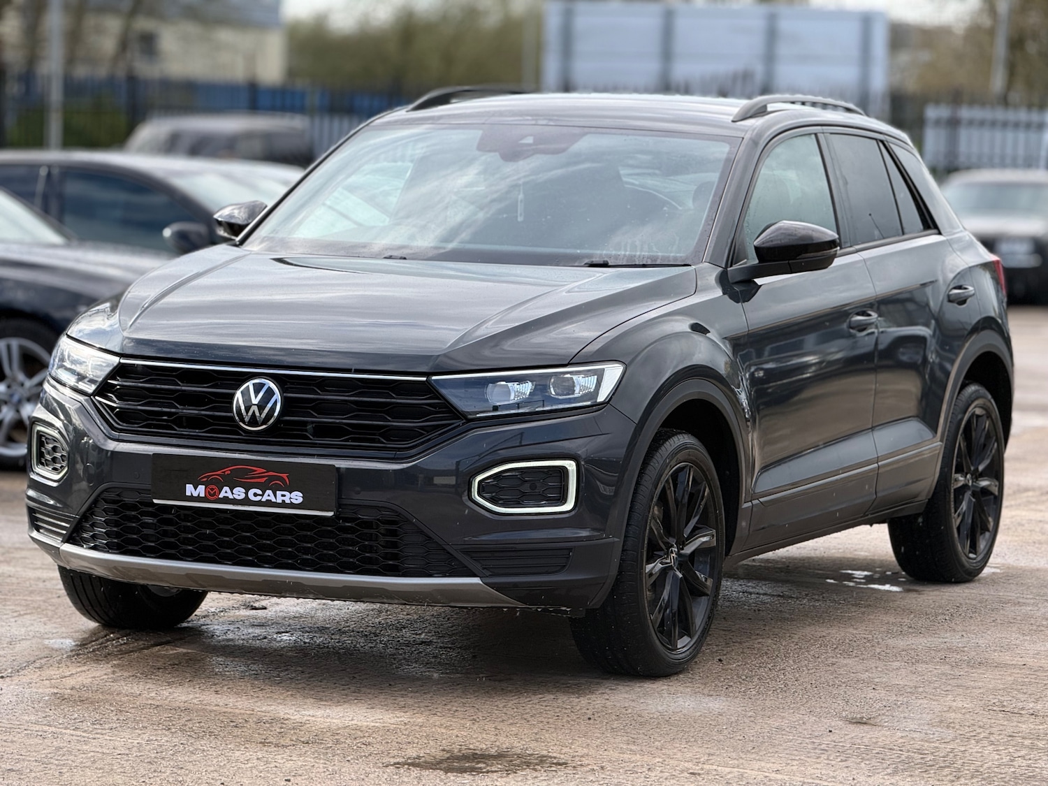 Used Volkswagen T-Roc for sale - 78213362: Photo 2