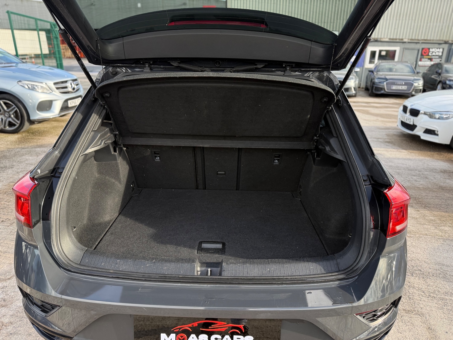 Used Volkswagen T-Roc for sale - 78213362: Photo 32