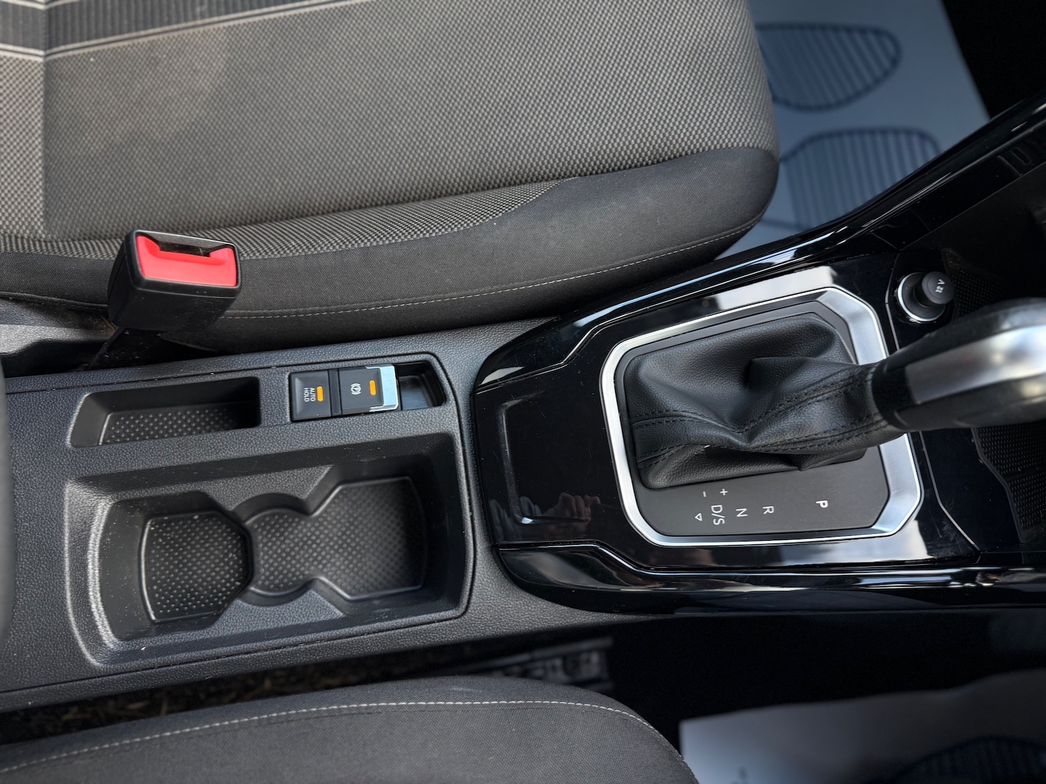 Used Volkswagen T-Roc for sale - 78213362: Photo 48